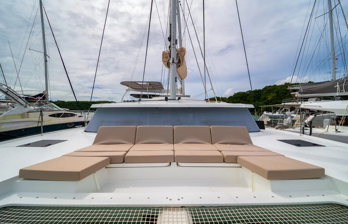 Astrea 42ft