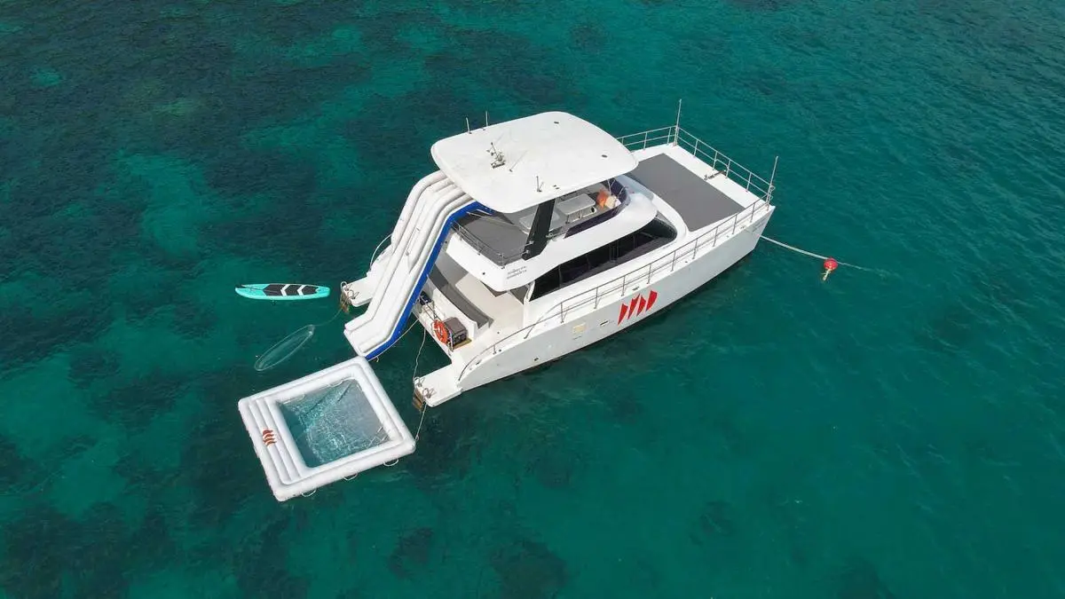 Power Catamaran 48ft